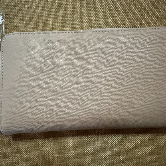 Steve Madden Light Pink Zip around wristlet - Picture 3 of 6